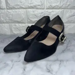 Un'attrice スエード パンプス アンクルストラップ ポインテッドトゥ