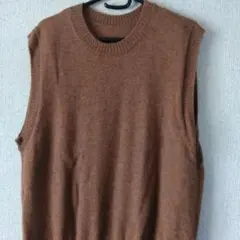 無印のニットベスト