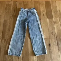 【値下げしました】バイラビット　サイドフリル デニムパンツ 150㎝のサムネイル