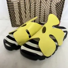 新品 CAMPER × TWINS フラワーサンダル 42 イエロー メンズのサムネイル