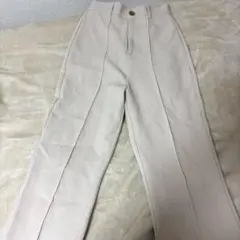 Item thumbnail for item cd779201-b084-4b97-9fd5-4d8df7d7e721