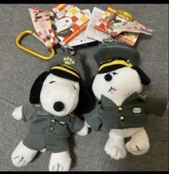 新品2点SNOOPY townスヌーピータウン東京駅限定カラビナマスコットオラフ