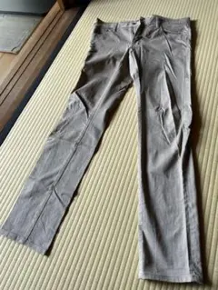 ユニクロ　ジーンズ　パンツ　84cm ベージュ　メンズ