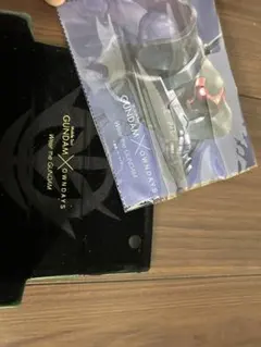 GUNDAM メガネ拭き（新品未開封）ケースはサービスでつけます。