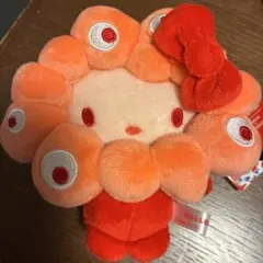 ミャクミャク　推しカラー サンリオ　キティ　カラビナ付