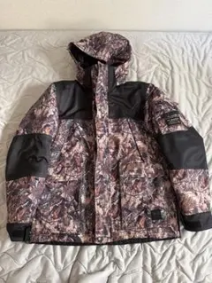 迷彩ダウンジャケット