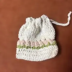 ホワイトのかぎ針編み巾着袋 ハンドメイドポーチ