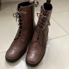 ブラウン レースアップブーツ 中ヒール 23 GUESS