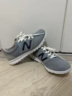 New Balance グレー スニーカー