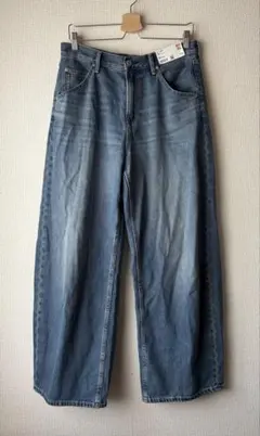ユニクロ　バギーカーブジーンズ