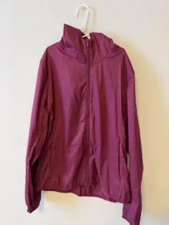 UNIQLO バーガンディ ウィンドブレーカー M