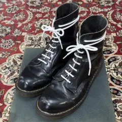 Dr.Martens イングランド製 ホワイト社 ドクターマーチン 8ホール