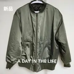 新品　A DAY IN THE LIFE　ジャンパー
