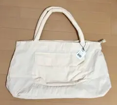 ad thie ビッグ ナイロン トートバッグ アイボリー 新品未使用のサムネイル