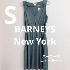 【新品】バーニーズニューヨーク ⭐️ ワンピースのサムネイル