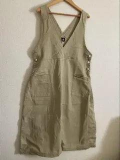 ベージュサロペットスカート