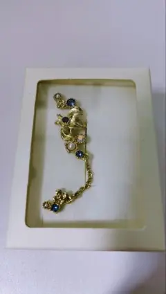 Item thumbnail for item c1aea9d6-fbca-4f85-b2b7-810a3ee48cf2