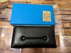 H.P.FRANCEで購入！FABRICO長財布のサムネイル