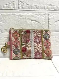 インド刺繍リボン　ミニポーチ　ハンドメイド
