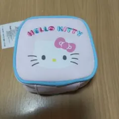 未使用　ハローキティ　スクエアポーチ　メイクポーチ　コスメポーチ　サンリオ