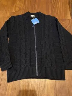 未使用　ファミリア　紺　120 ジップアップ　ジャケット　ニット