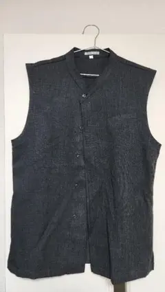 ダークグレー ノースリーブベスト　Lサイズ