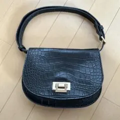 エックスガールズ　ブラック クロコダイル風 ショルダーバッグ