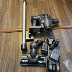 Dyson DC44 animal スティッククリーナー 本体のサムネイル