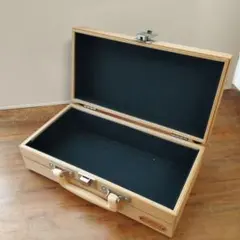 Item thumbnail for item 574a9f19-3dd8-4c5d-8ca0-69a0ab838649