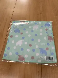 アンファミエ　ハンカチ