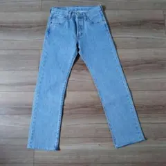 LEVI 501 ストレートデニム W28 L32（表記）のサムネイル