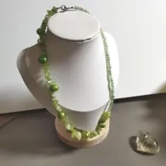 天然石岫玉パール緑色系ビーズネックレス