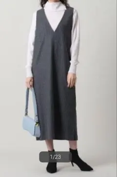 untitled ウール混 Vネックジャンパースカート＜ストライプ柄＞