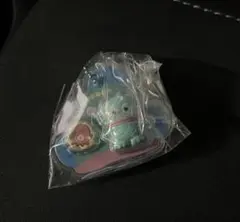 サンリオキャラクターズ　パッケージチャーム　ハンギョドン