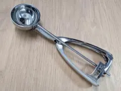 Item thumbnail for item 38f0c59c-48e8-44ac-9eba-c2b6718fec73