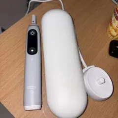 Oral-B iO9 電動歯ブラシ 本体 トラベルケース 充電器付き - メルカリ