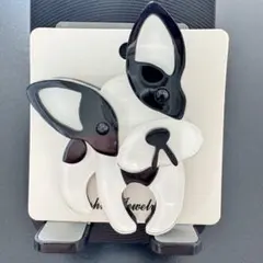 アクリルブローチ　フレンチブル　ボストンテリア