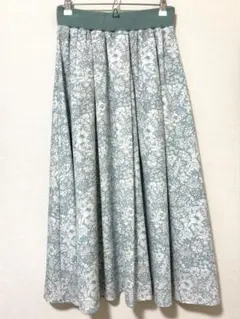 ストロベリーフィールズ　花柄フレアスカート STRAWBERRY-FIELDS｜ストロベリーフィールズのスカート（花柄