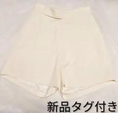 新品タグ付 定価5.9万 マディソンブルー フレアショートパンツ 紺 01