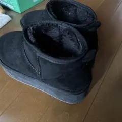 ブラックムートンブーツ