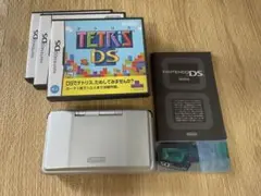 Nintendo ニンテンドー　DS シルバー 本体 ソフト3本セット