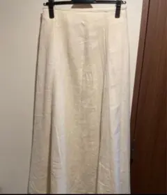 Ungrid 麻生地のロングスカート（裏地付き）