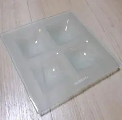 NISSAN　日産ノベルティ　硝子皿　小物入れ等のサムネイル
