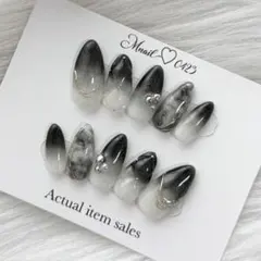 現品販売✳︎黒マグネットグラデーションニュアンスネイルキラキラキルティングマーブル