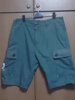 アトモス　 オリーブグリーン カーゴショートパンツのサムネイル