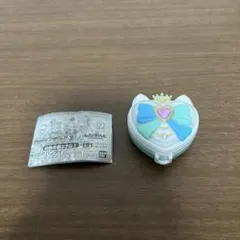 シャイニーキャッツパクト　イラストギミックタイプ　カプセルトイ