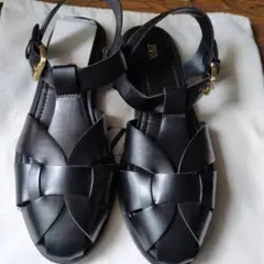 新品　ZARAザラ　フラットゲージサンダル　39