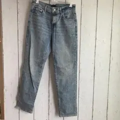 GAP デニム　ジーンズ　ダメージ加工