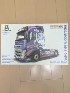 Italeri 1/24 Volvo FH4 Globetrotter　週末値引のサムネイル