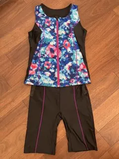 スポーツ用水着　花柄タンクトップとショートパンツセット 11L